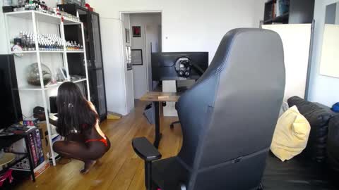 Snapshot of conymegan chatting on 17, 2, 2025 Carola  independent model online show from 17, 2, 2025