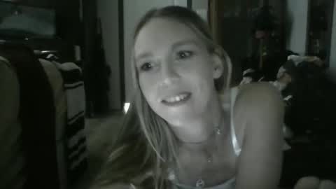 Snapshot of cookie_j22 chatting on 3, 12, 2024 Jaiscookie cum play with me online show from 3, 12, 2024