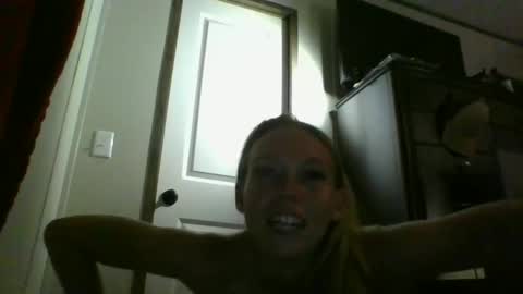 Snapshot of cookie_j22 chatting on 22, 9, 2025 Jaiscookie cum play with me online show from 22, 9, 2025