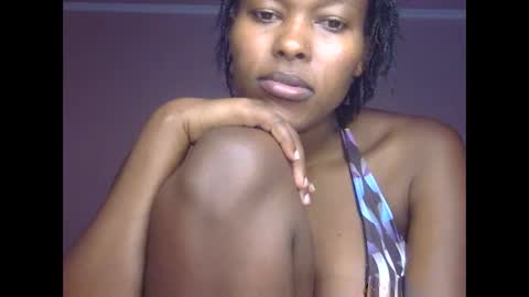 Snapshot of cool_berry chatting on 23, 10, 2025 cool_berry online show from 23, 10, 2025