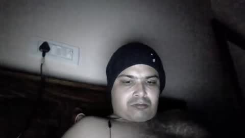 Cool Breeze09 online show from 16, 1, 2025