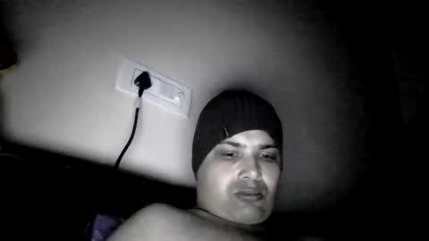 Cool Breeze09 online show from 18, 12, 2025