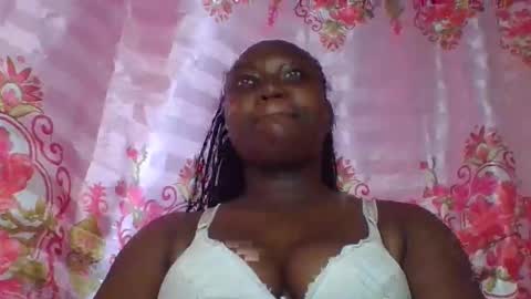 Snapshot of coolgirl001 chatting on 6, 10, 2025 coolgirl001 online show from 6, 10, 2025