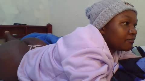 coolgirl001 online show from 25, 2, 2026