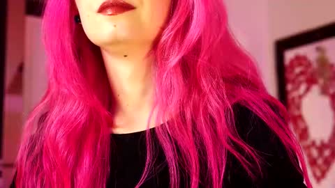 Ginger The Cringer online show from 14, 1, 2026