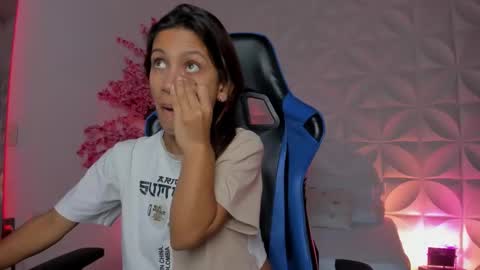  CORA  online show from 8, 11, 2025