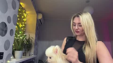 Anny online show from 6, 4, 2026