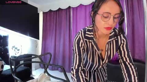 Coral  online show from 15, 4, 2026