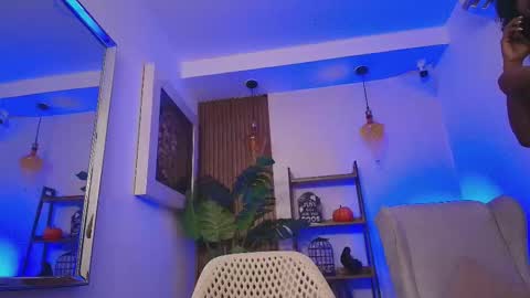 Snapshot of coral_lise chatting on 18, 10, 2025 Coral online show from 18, 10, 2025