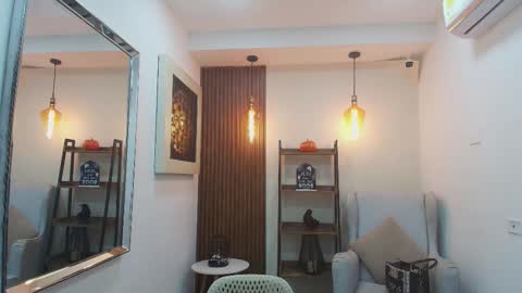 Snapshot of coral_lise chatting on 23, 10, 2025 Coral online show from 23, 10, 2025