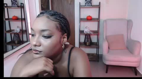 Snapshot of coral_lise chatting on 11, 11, 2025 Coral online show from 11, 11, 2025