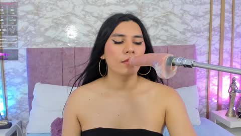 Snapshot of coraline_hot18 chatting on 31, 12, 2024 coraline hot18 online show from 31, 12, 2024