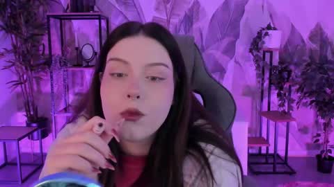 little girl who is always right or Coraline online show from 7, 10, 2025