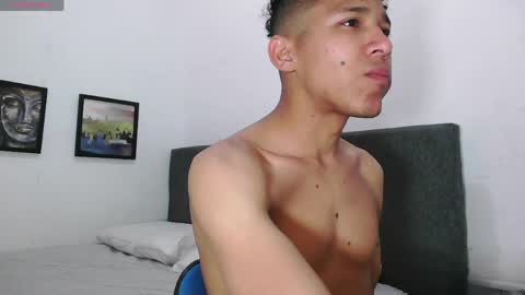 Snapshot of corbin_jr chatting on 18, 4, 2026 Corbin Jr online show from 18, 4, 2026