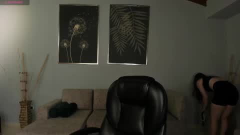 Corinne Russo online show from 24, 11, 2025