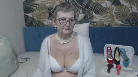 Snapshot of corssika chatting on 14, 2, 2026 corssika online show from 14, 2, 2026