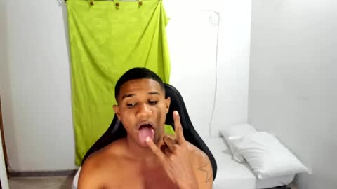 Snapshot of corzoethan chatting on 26, 7, 2026 Ethan online show from 26, 7, 2026