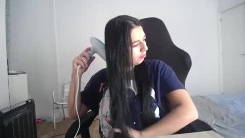 costantine helena24 online show from 18, 1, 2026