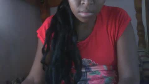 Snapshot of couleur_vanille chatting on 25, 2, 2025 couleur_vanille online show from 25, 2, 2025