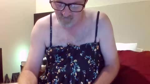 Snapshot of countrypenn chatting on 14, 11, 2025 tnsub online show from 14, 11, 2025