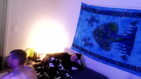 couplakinks00 online show from 1, 11, 2025