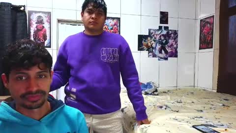Snapshot of couple_boylatin_21cm_22cm chatting on 14, 5, 2026 Jonathan Jhonaz online show from 14, 5, 2026