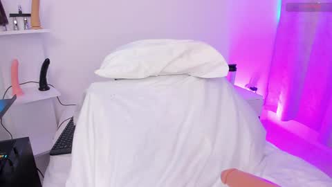 Maria  online show from 5, 2, 2025