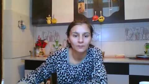 Snapshot of couple_p3rf3ct chatting on 17, 12, 2024 couple_p3rf3ct online show from 17, 12, 2024