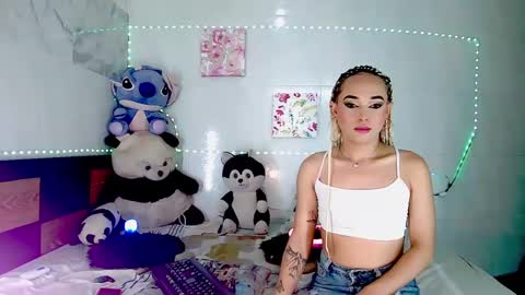 ALEXA  KIM online show from 9, 10, 2025