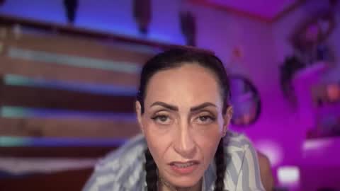 Bald  Beautiful online show from 17, 11, 2025