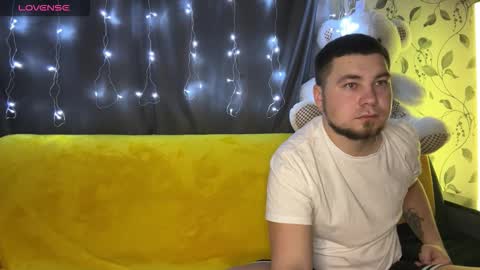 Emily  Ryan online show from 20, 11, 2025