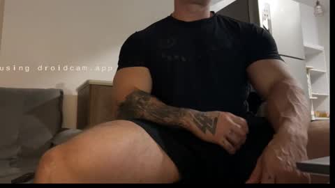 couplemuscle40 online show from 22, 10, 2025