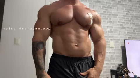 couplemuscle40 online show from 1, 12, 2025