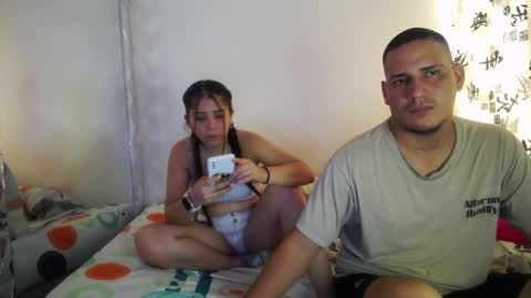 Snapshot of couplexxx5 chatting on 3, 1, 2025 luis and models online show from 3, 1, 2025