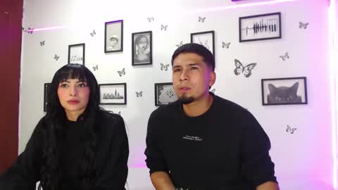 Juli and Liam online show from 1, 2, 2025