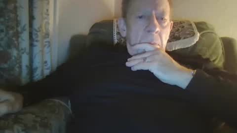 courieral1 online show from 13, 10, 2025