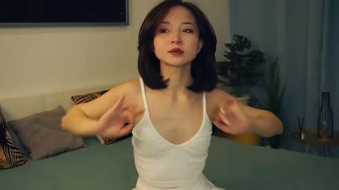 Yui online show from 15, 2, 2025