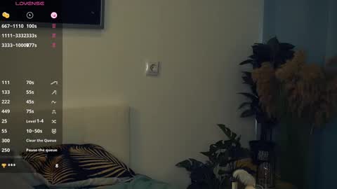 Yui online show from 22, 2, 2025