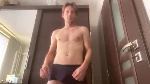 Snapshot of cowen_24 chatting on 4, 6, 2026 cowen_24 online show from 4, 6, 2026