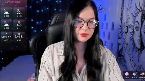 Snapshot of coy_amina_ chatting on 4, 3, 2025 Lilith online show from 4, 3, 2025