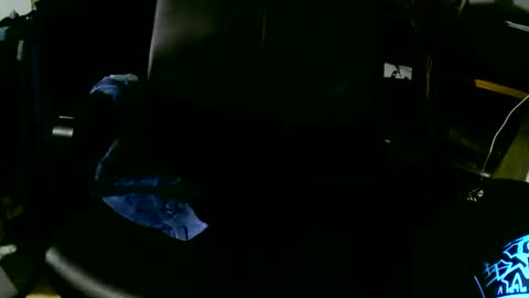 coyote017 online show from 18, 10, 2025