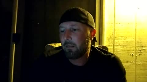 Snapshot of cray82 chatting on 30, 4, 2026 cray82 online show from 30, 4, 2026