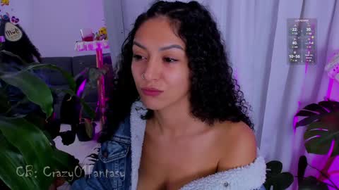 Snapshot of crazy01fantasy chatting on 16, 12, 2024 Laura online show from 16, 12, 2024