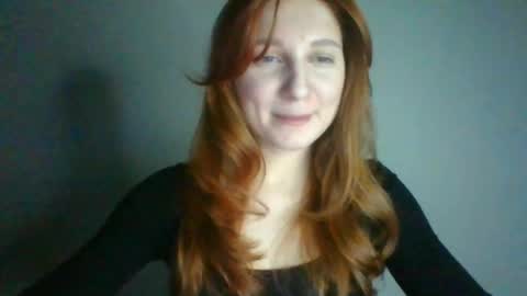 crazy_kisses_ online show from 12, 4, 2026