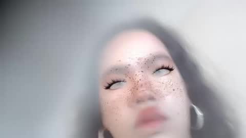 Hot Ayisha online show from 1, 1, 2025