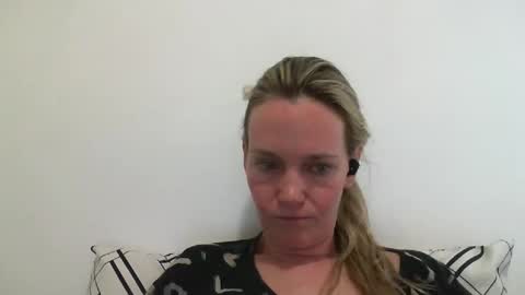 Snapshot of crazyanny chatting on 30, 12, 2024 Anny online show from 30, 12, 2024