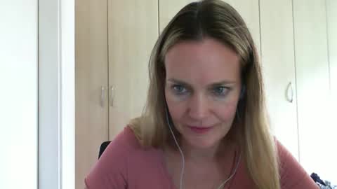 Snapshot of crazyanny chatting on 13, 2, 2025 Anny online show from 13, 2, 2025