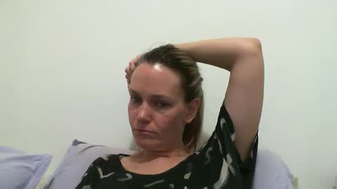 Snapshot of crazyanny chatting on 23, 2, 2025 Anny online show from 23, 2, 2025