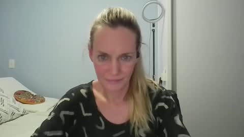 Anny online show from 8, 2, 2026