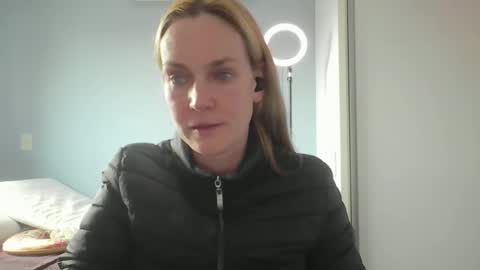 Snapshot of crazyanny chatting on 3, 6, 2026 Anny online show from 3, 6, 2026